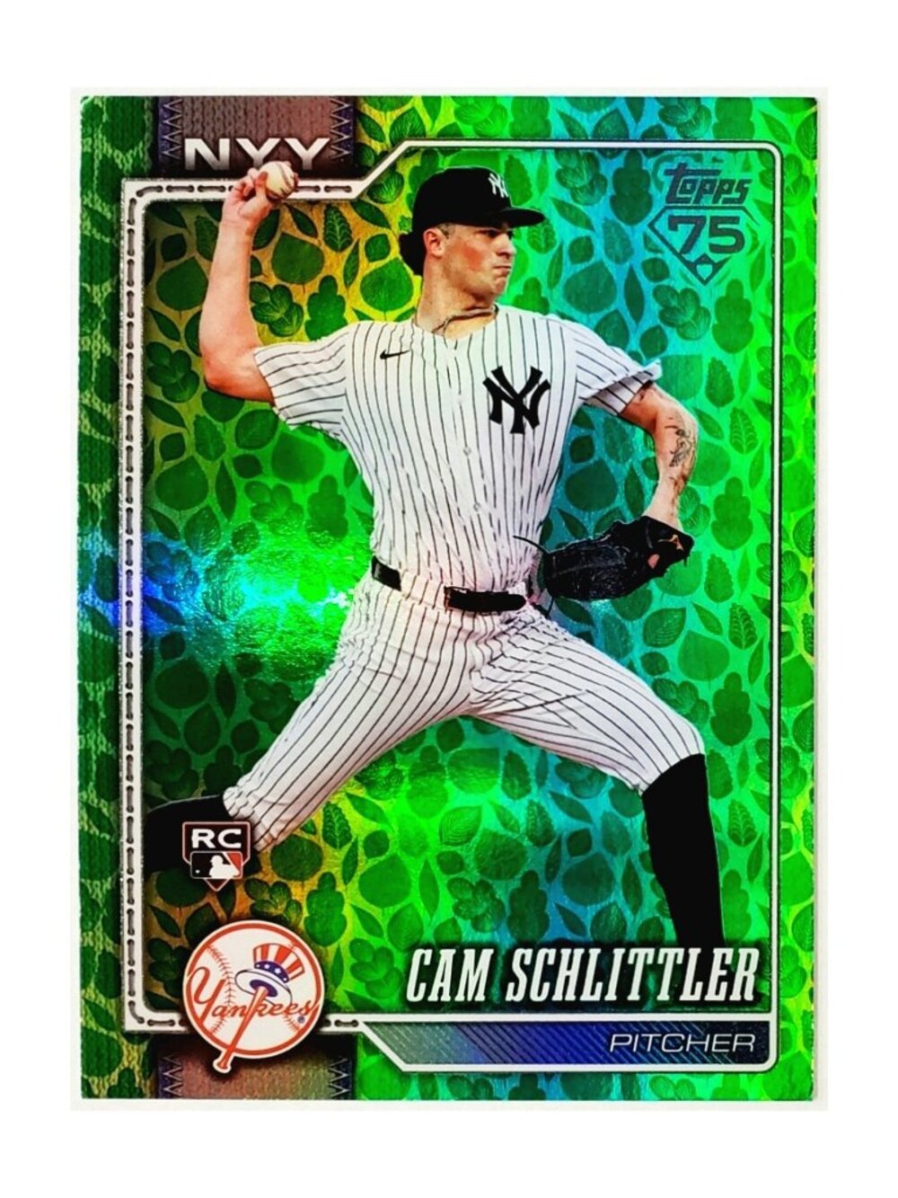 CAM SCHLITTLER ROOKIE HOLIDAY GREEN FOIL 2026 TOPPS #111, YANKEES